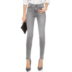 🆕 J Brand Maria High Rise Skinny Jeans